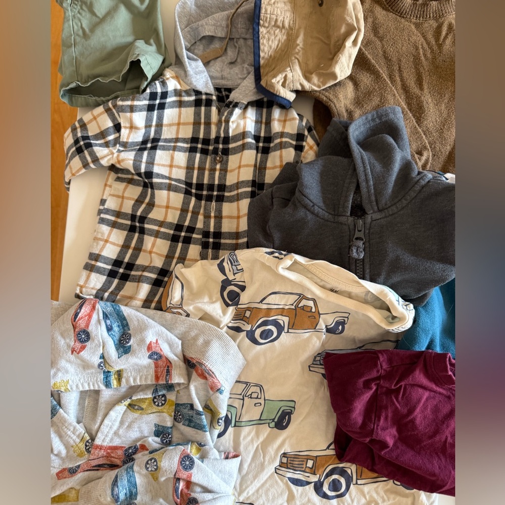 Boys 2T bundle Zara, H&M, Cat & Jack - Picture 2 of 5